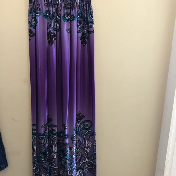 maxi dress - Picture 3 of 3